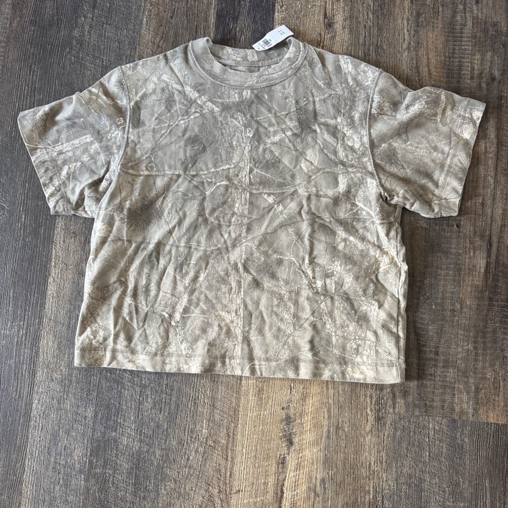 Abercrombie & Fitch Camo Short Sleeve Tee